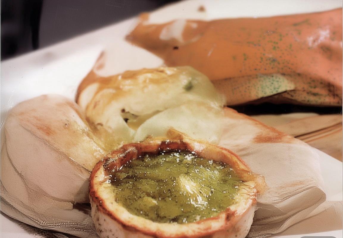 巴萨拜仁巅峰对决：荣耀、遗憾与传奇瞬间(图1)